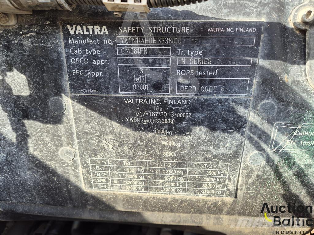 Valtra N114 EH Форуардери