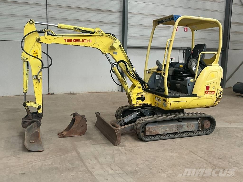 Takeuchi TB 230 Мини екскаватори < 7 т