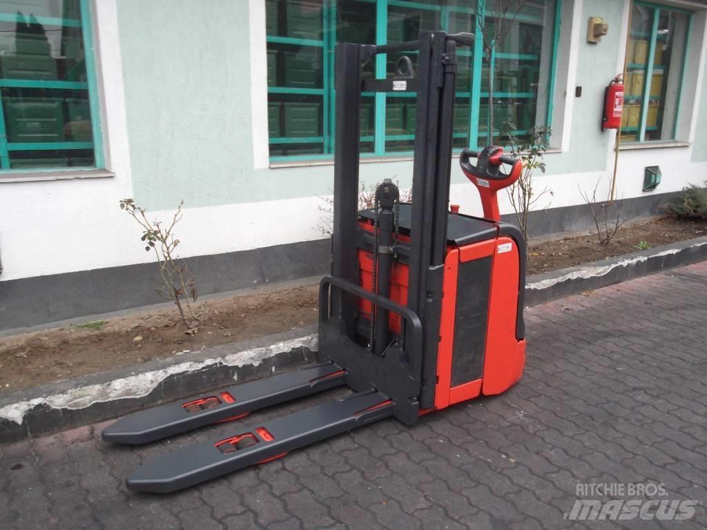 Linde L14 /372/ V-2391 Самоходни товарачи