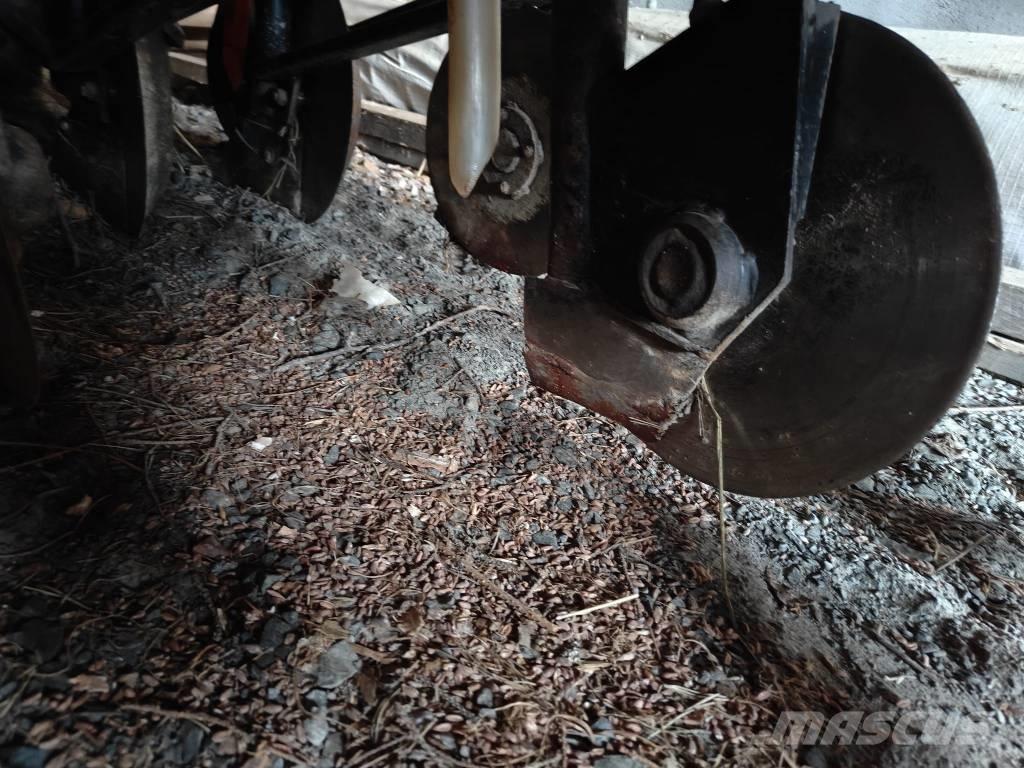 Junkkari 4000s Комбинирани редосеялки