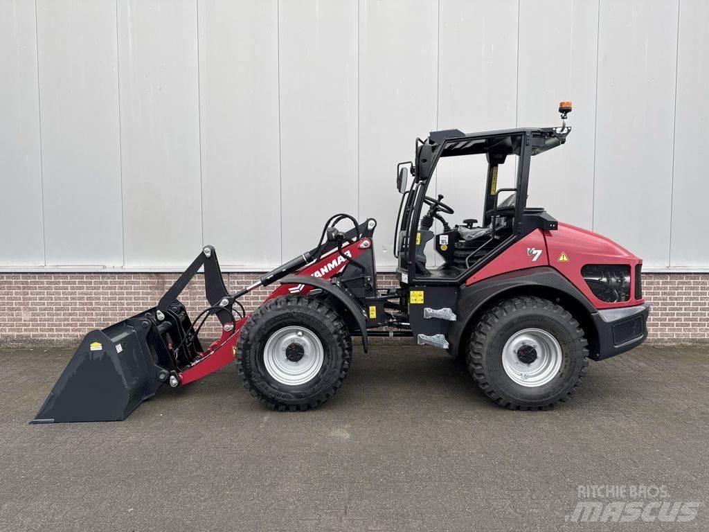 Yanmar V7 Колесни товарачи