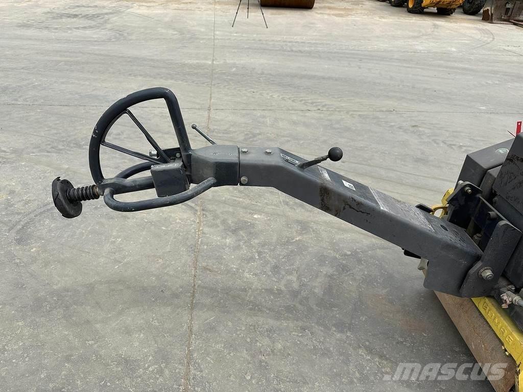 Bomag BW65H Други машини за оран и аксесоари