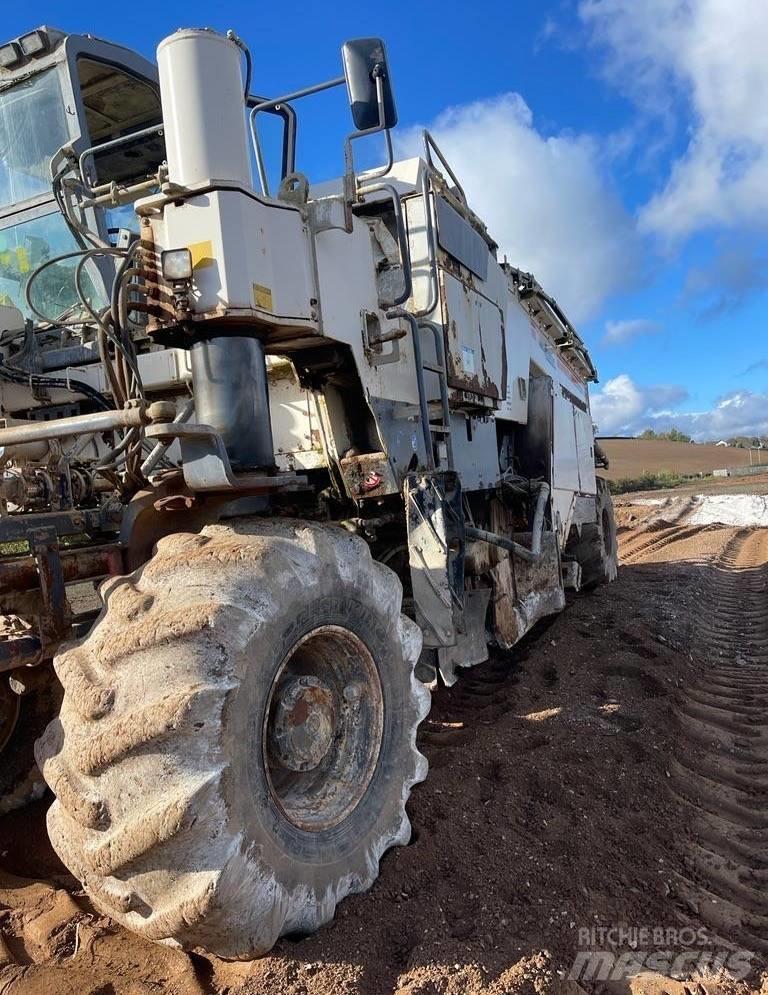 Wirtgen WR2500SK Рециклатори на асфалт