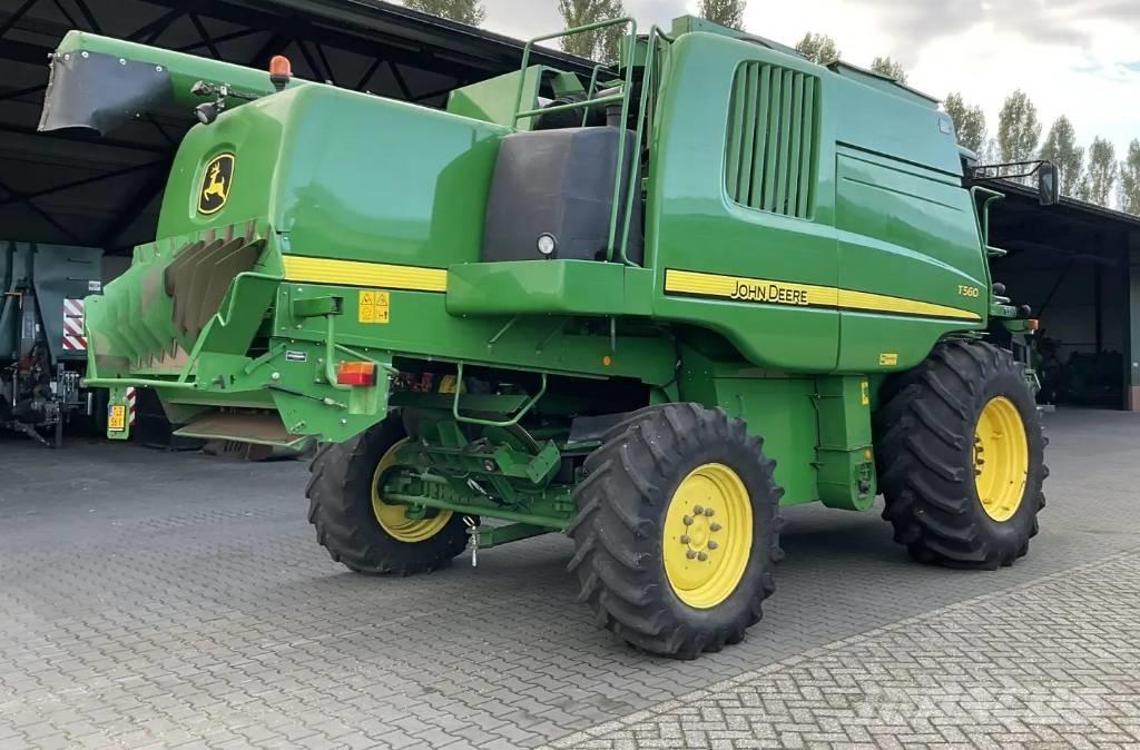 John Deere T 560 Комбайни