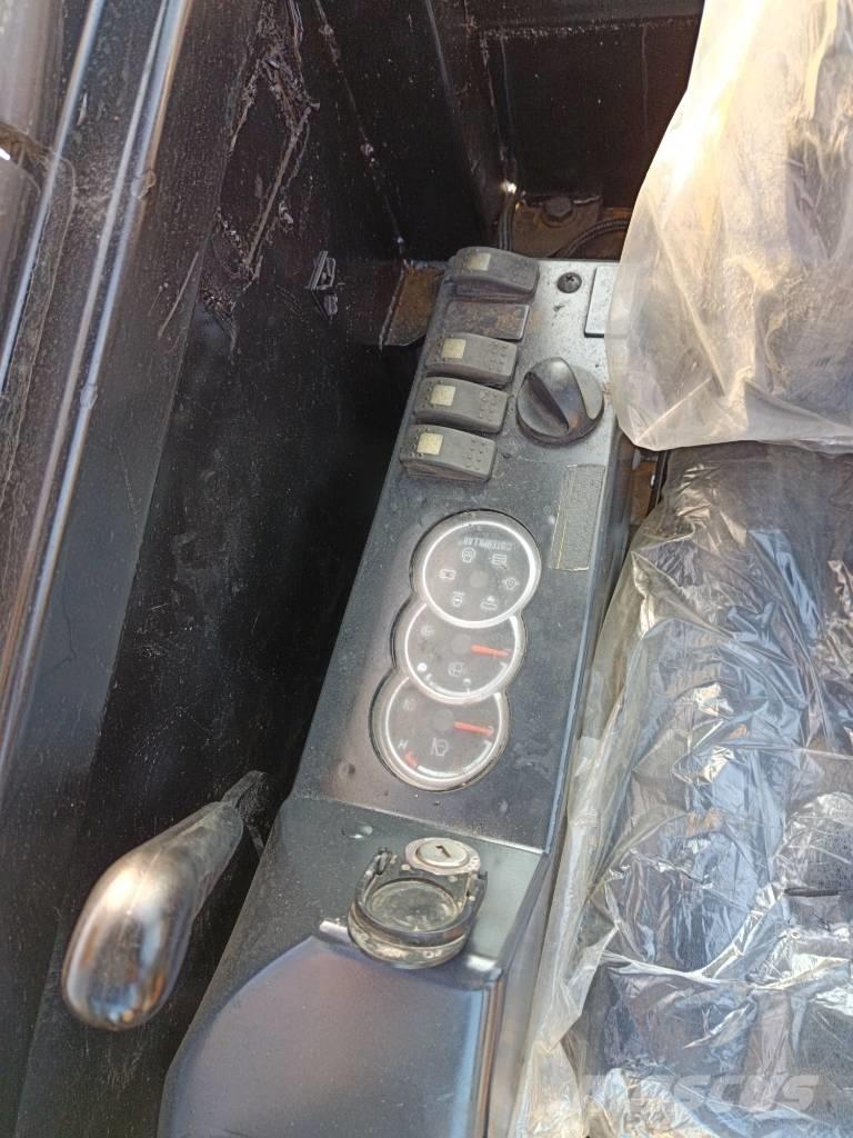 CAT 305 C CR Мини екскаватори < 7 т