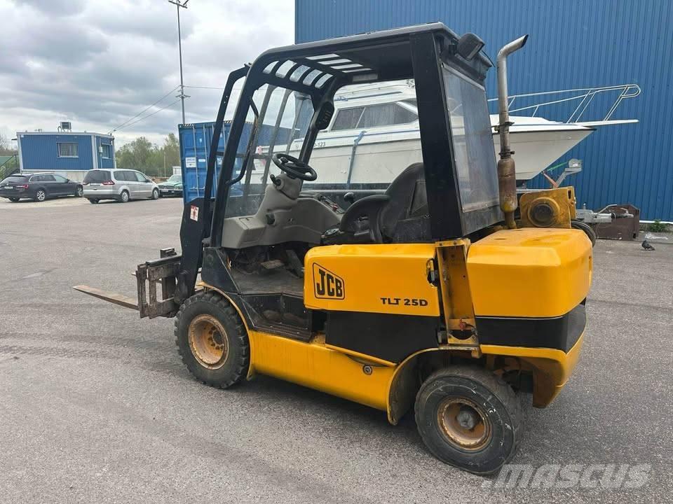 JCB TLT 25 D Телескопични товарачи