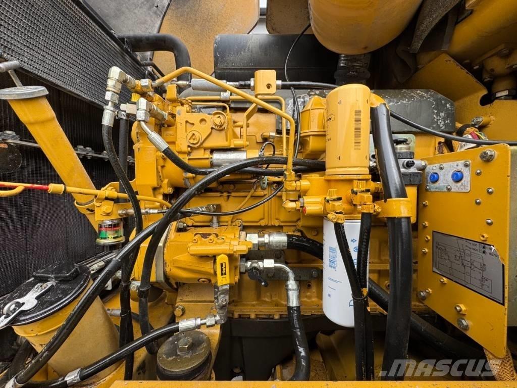 CAT 938 G Колесни товарачи