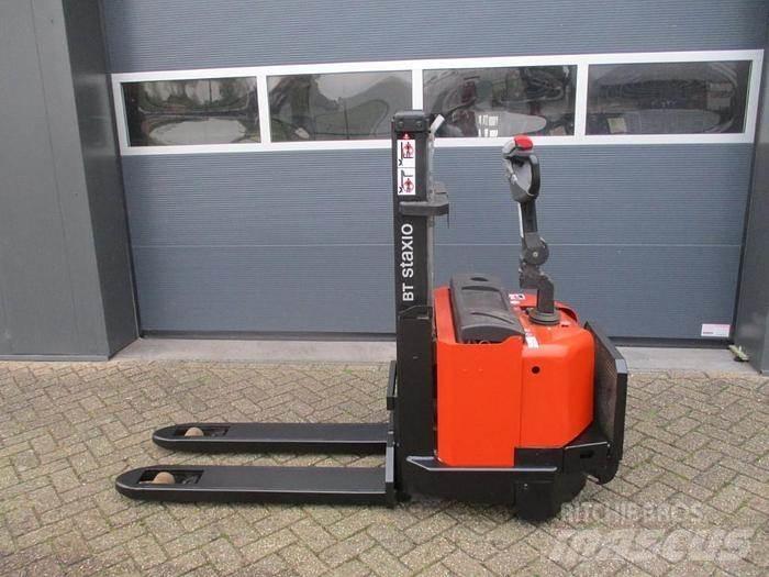 BT SWE 160D Колички високоповдигачи с теглич