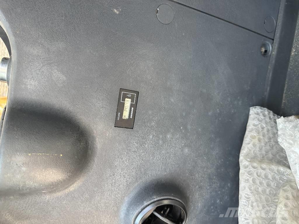 Hyundai R220LC-9S Верижен екскаватор