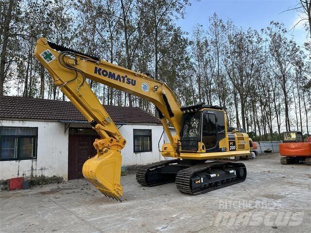Komatsu PC200-8 Верижен екскаватор