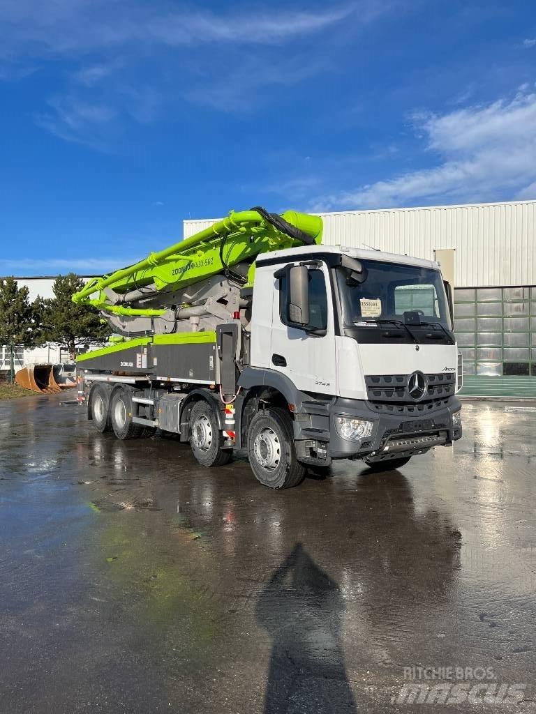Zoomlion ZL43 Бетонопомпи
