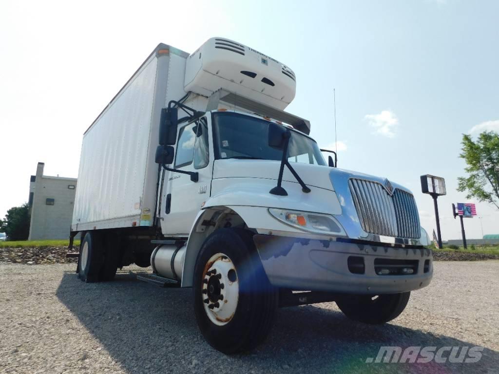 International 4400 Автофургони