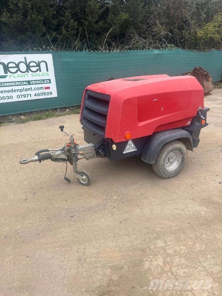 Atlas Copco XAS48 Компресори