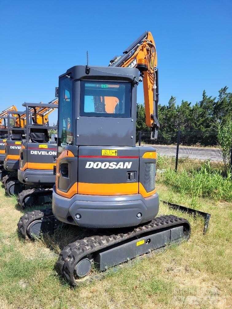 Doosan DX35Z-7 Мини екскаватори < 7 т
