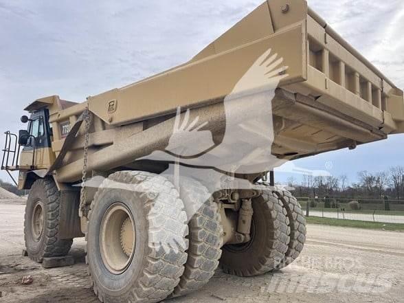 CAT 773D Дъмпери/моторни превозни средства