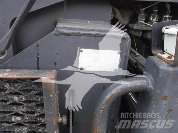 CAT AP-655C Машини за асфалт