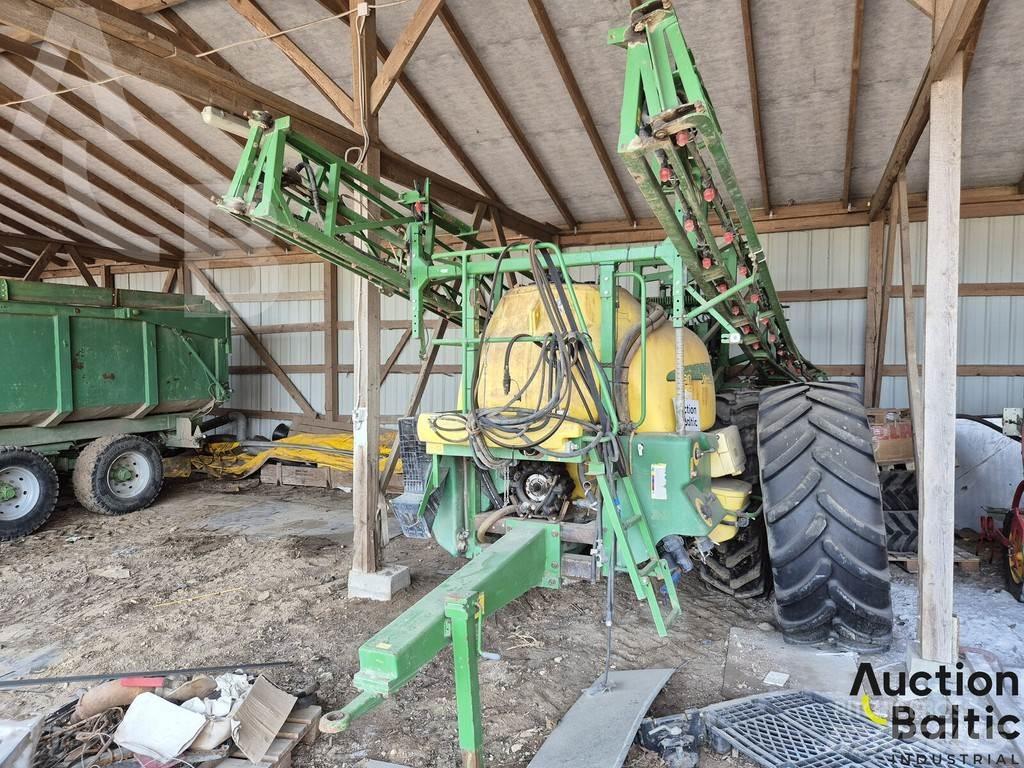 John Deere 732 Прикачни пръскачки
