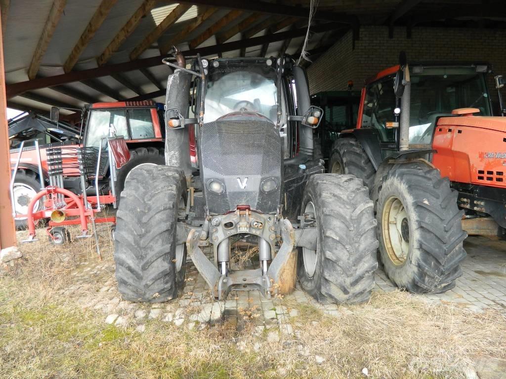Valtra T 234 V Трактори