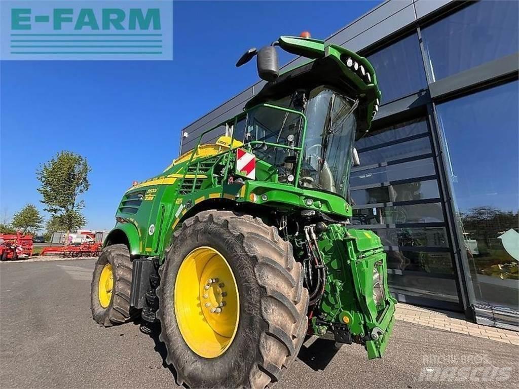 John Deere 8600 Самоходни фуражири