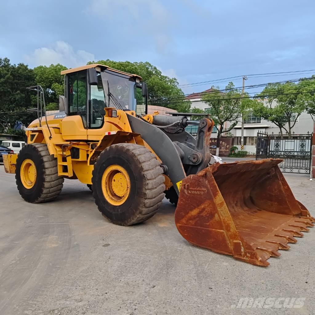 Volvo L120E Колесни товарачи