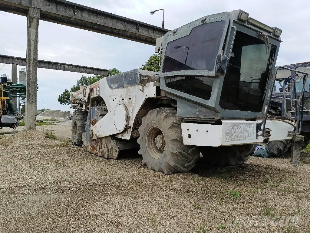 Wirtgen WR 2400 Рециклатори на асфалт