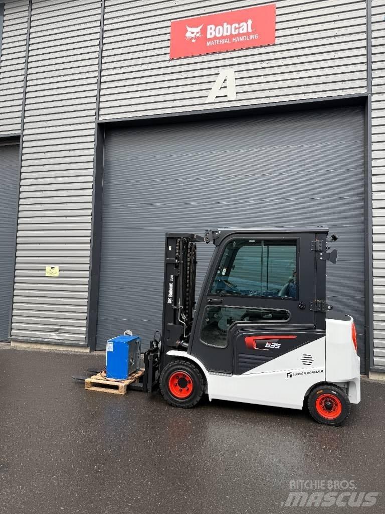 Bobcat B35NS Trukki Електрически вилични кари-повдигачи