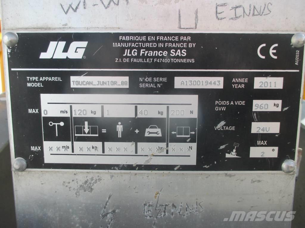 JLG Toucan Junior 8 Вертикални мачтови повдигачи
