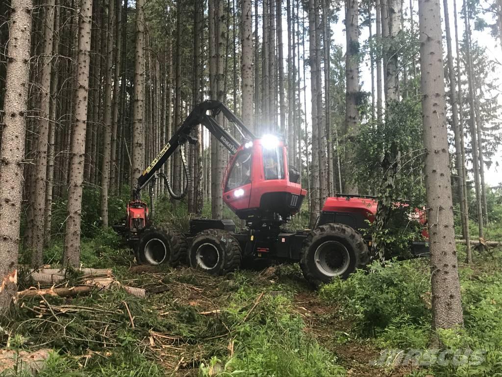 Komatsu 951 Харвестери