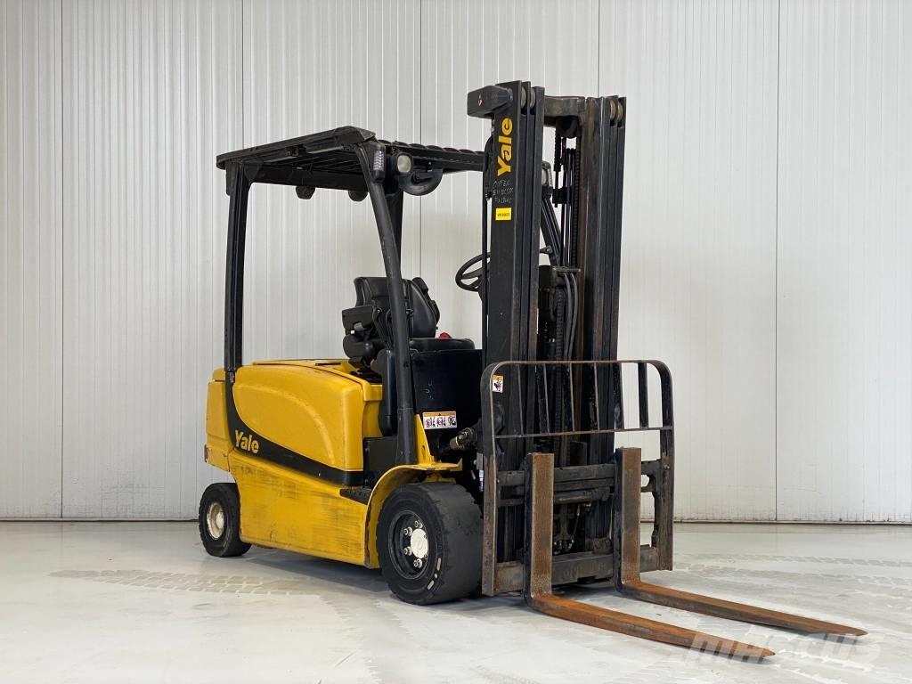 Yale ERP30VL Електрически вилични кари-повдигачи