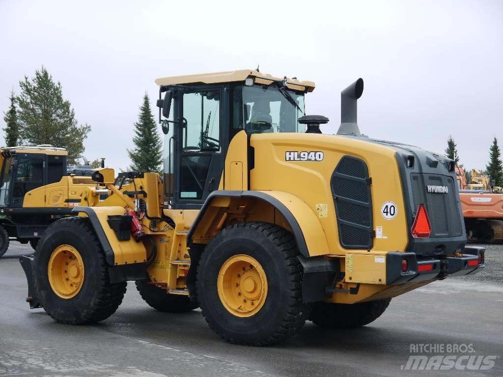Hyundai HL 940 Колесни товарачи