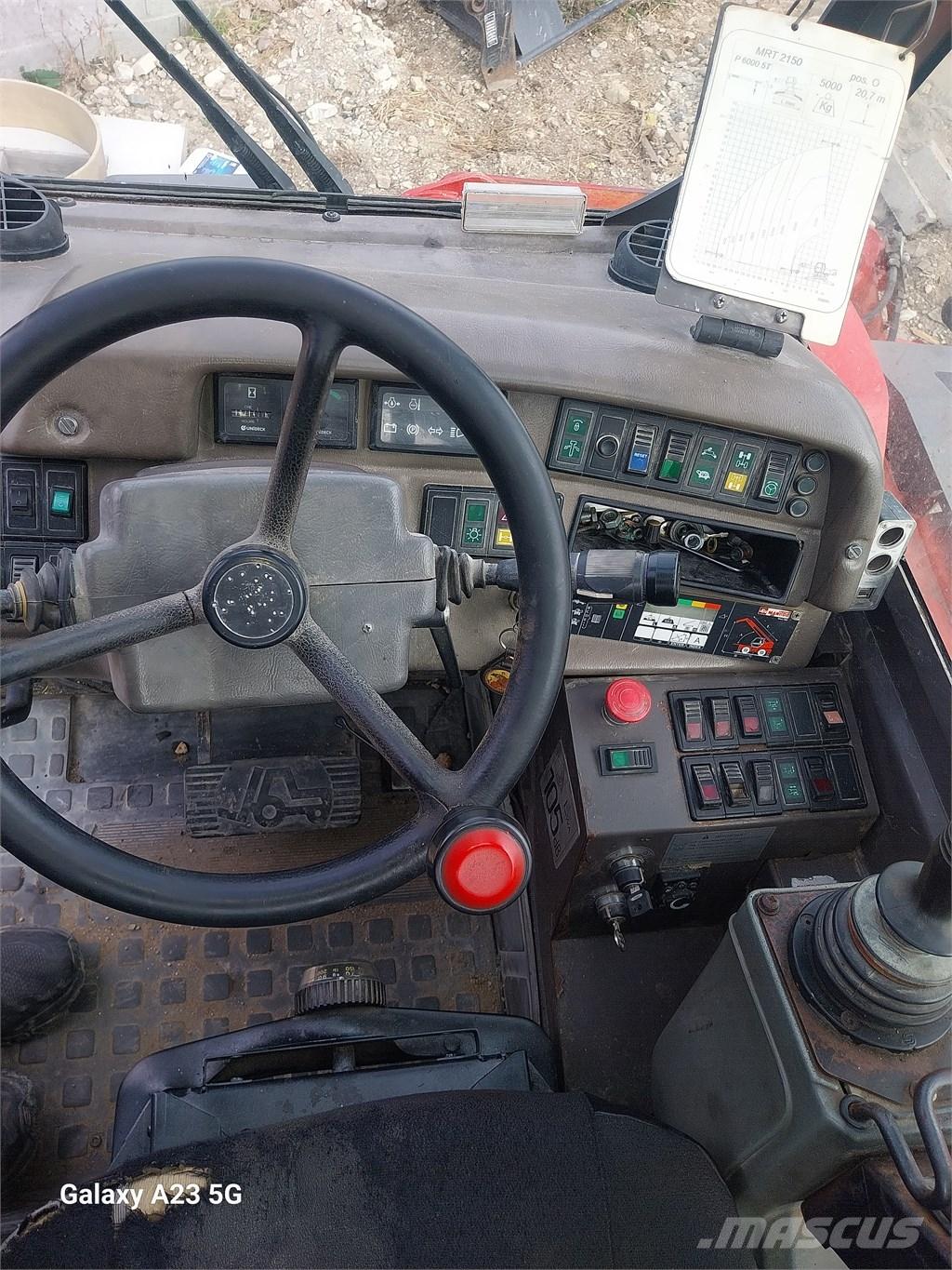 Manitou MRT 2150 M Телескопични товарачи