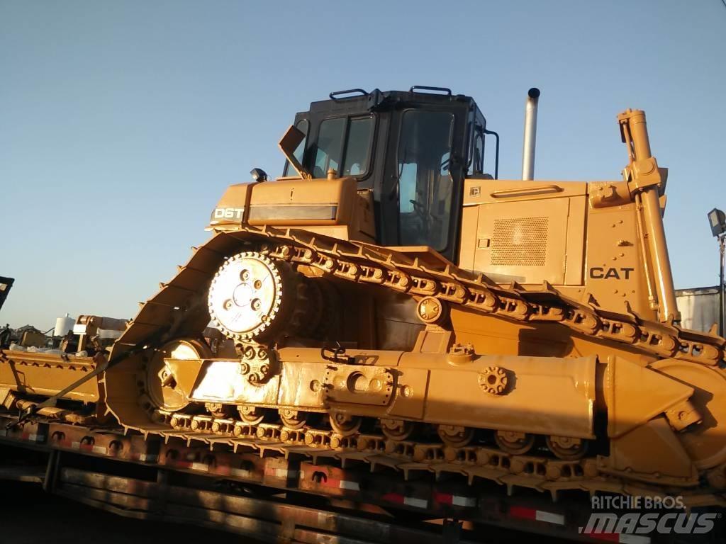CAT D 6 T LGP Верижни булдозери
