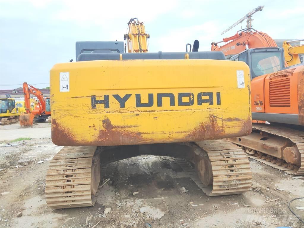 Hyundai R225LC-7 Верижен екскаватор