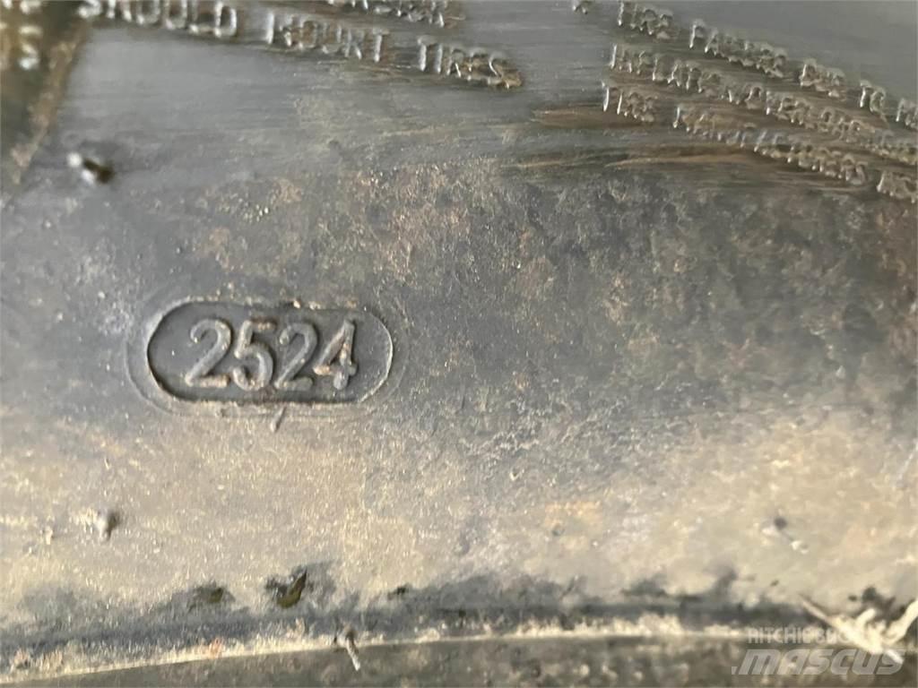 Mitas 600/65R38 Колелета/Гуми