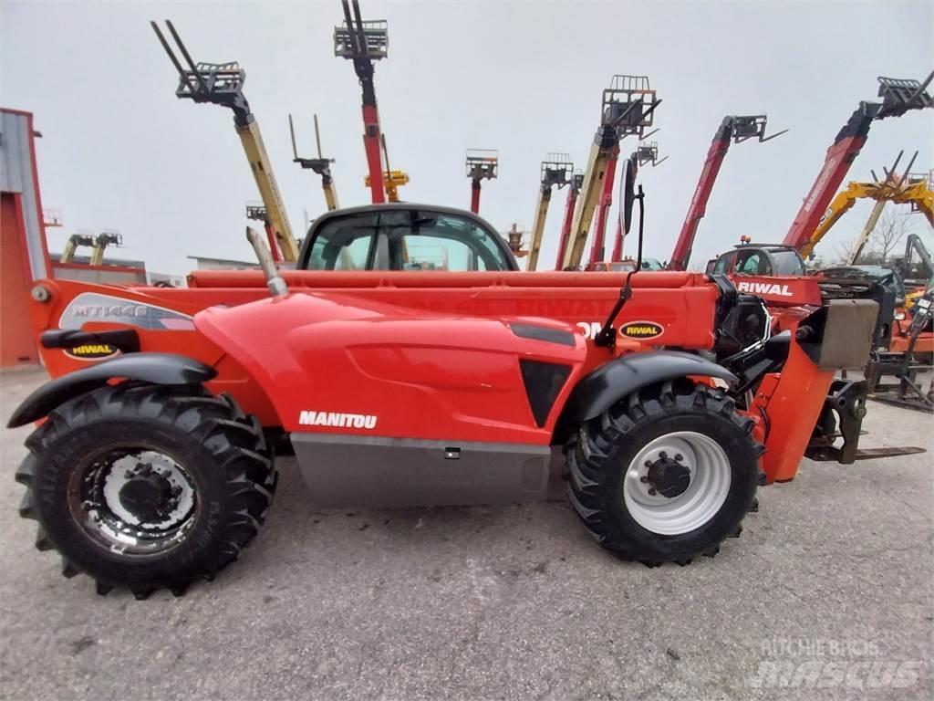 Manitou MT1440 Телескопични товарачи