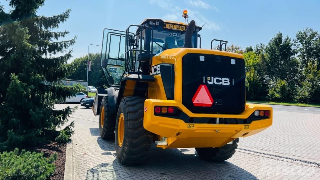 JCB 427 S5 HT Колесни товарачи