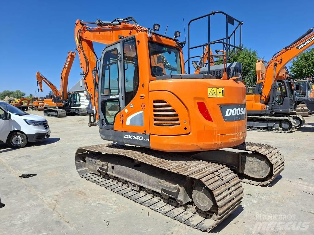 Doosan DX 140 LCR Верижен екскаватор