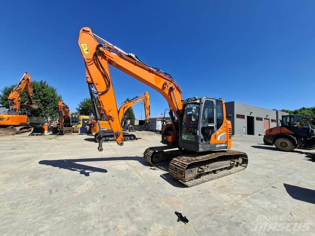 Doosan DX 140 LCR Верижен екскаватор