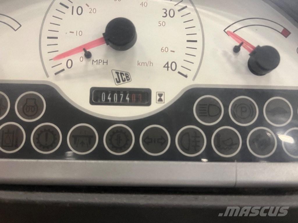 JCB 409 Колесни товарачи