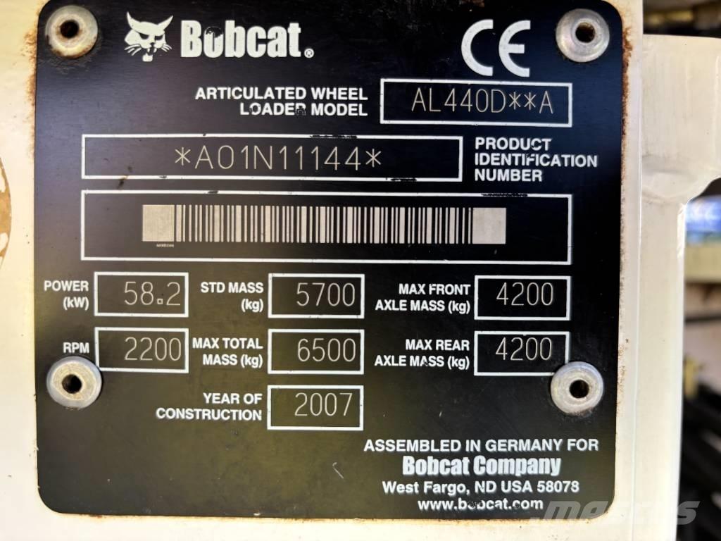 Bobcat AL 440 D Колесни товарачи