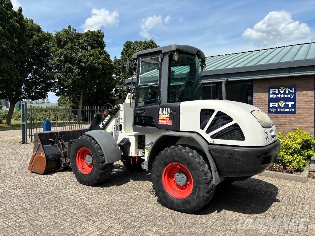 Bobcat AL 440 D Колесни товарачи
