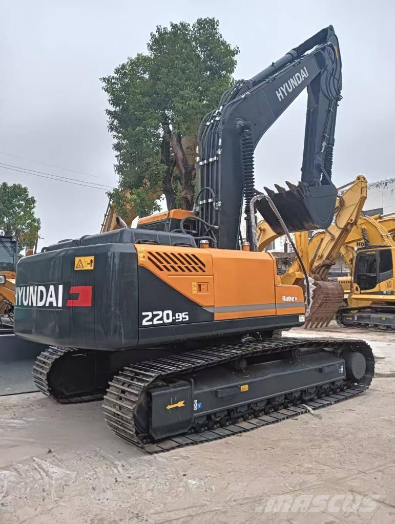 Hyundai 220 LC-9S Верижен екскаватор