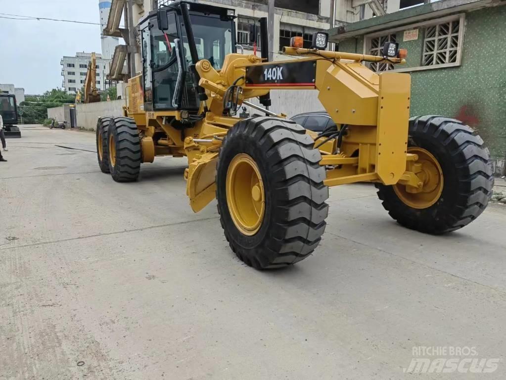 CAT 140 K Грейдери