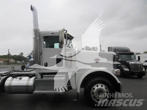 Peterbilt 389 Влекачи