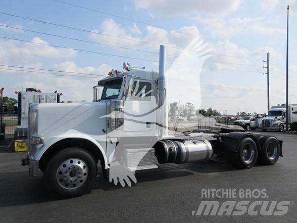 Peterbilt 389 Влекачи