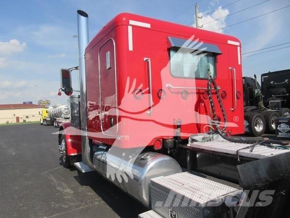 Peterbilt 389 Влекачи