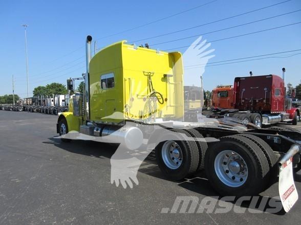 Peterbilt 389 Влекачи