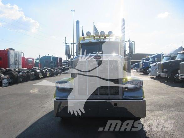 Peterbilt 389 Влекачи