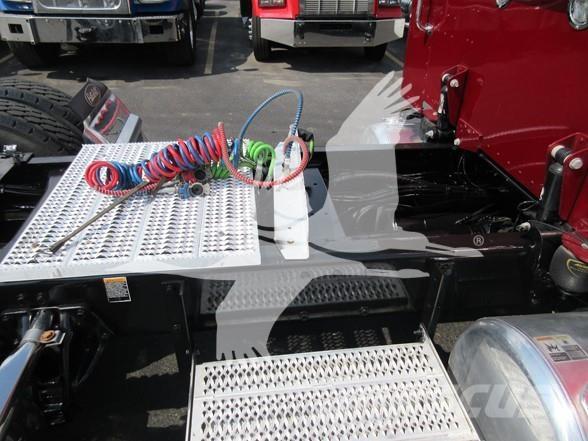 Peterbilt 389 Влекачи