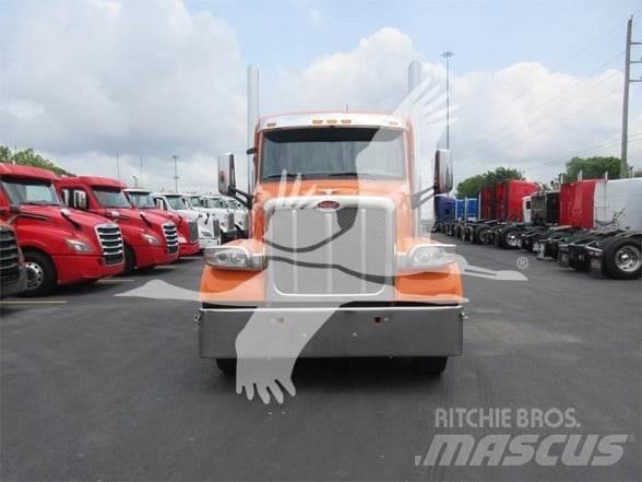 Peterbilt 567 Влекачи